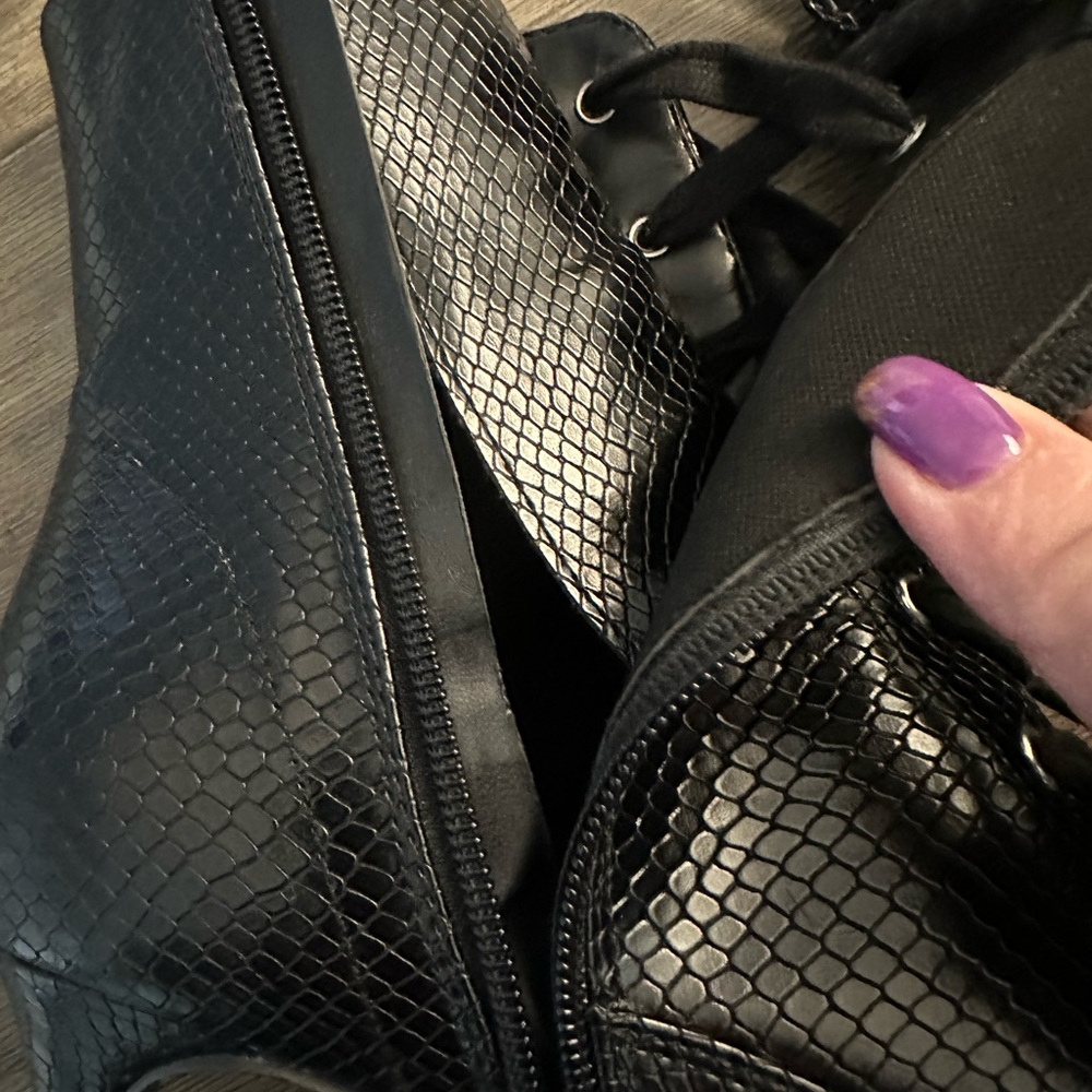 Heart in D Elegant Black Lace-Up Ankle Boots - Size 9/10 - Picture 13 of 13